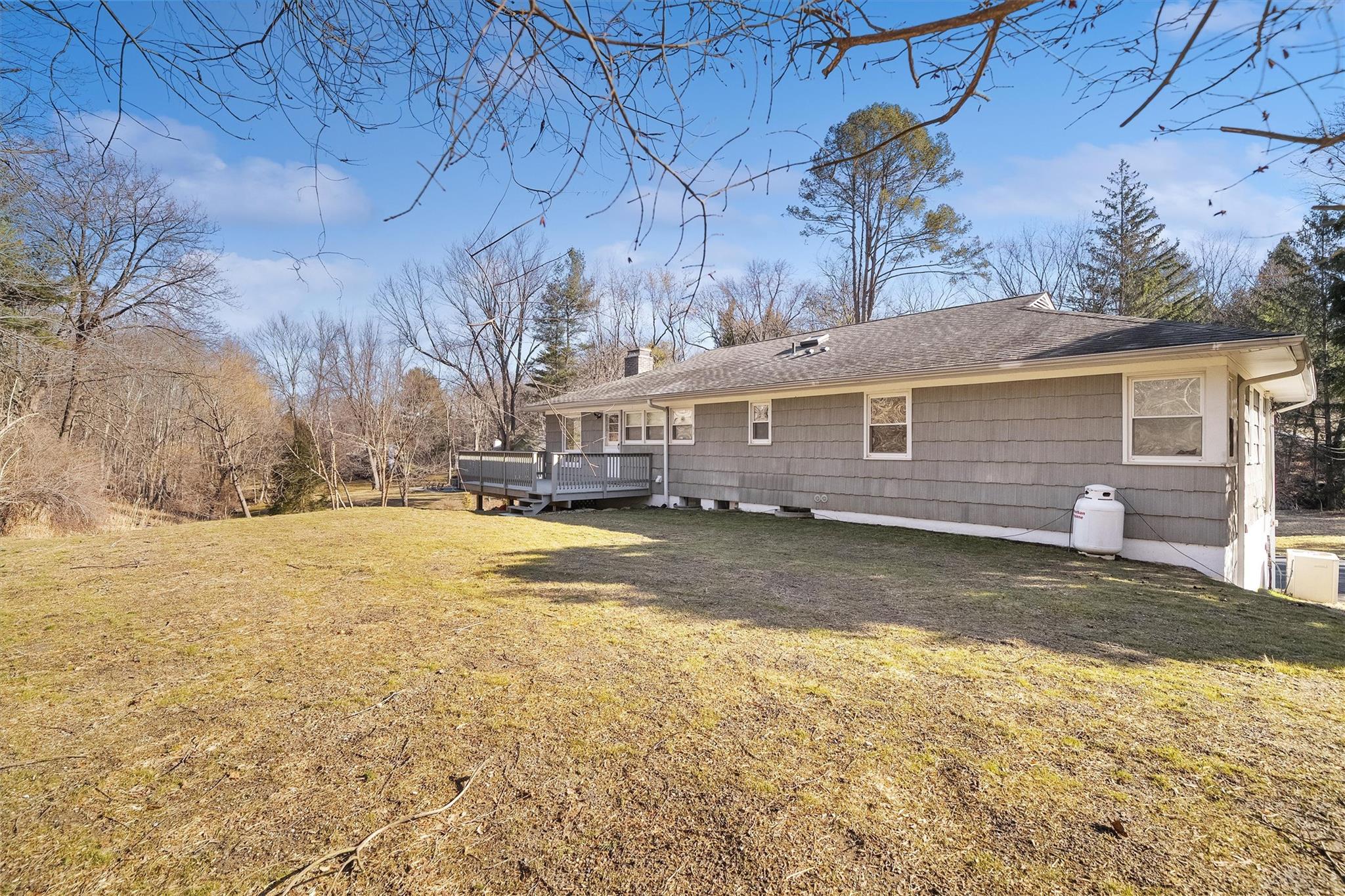 16 Garey Drive, Chappaqua, New York image 44