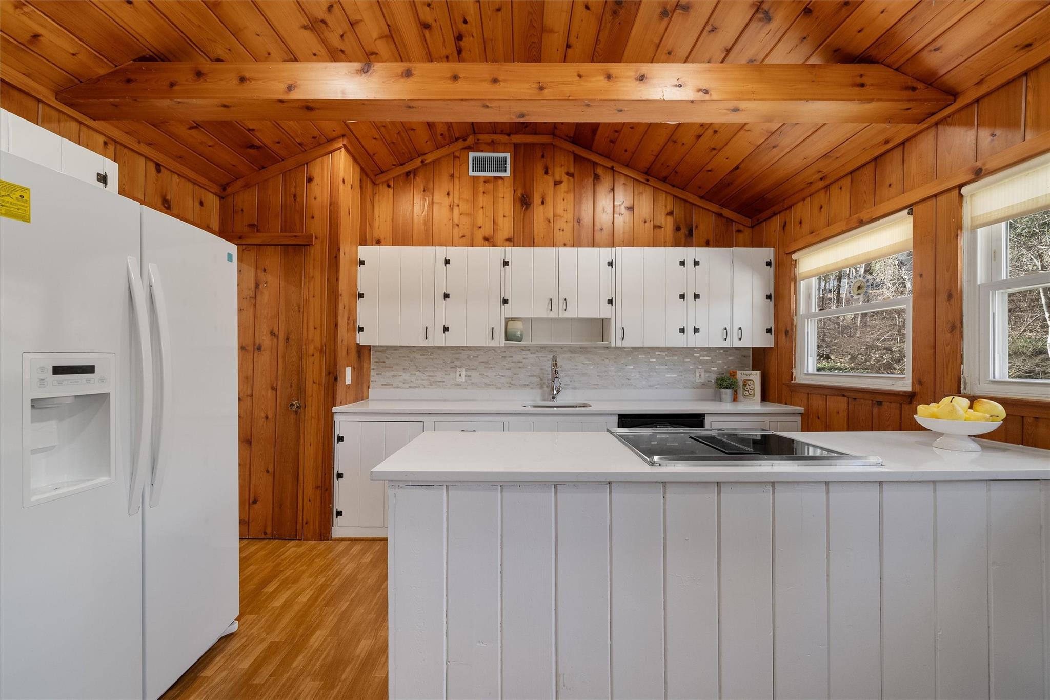 16 Garey Drive, Chappaqua, New York image 12