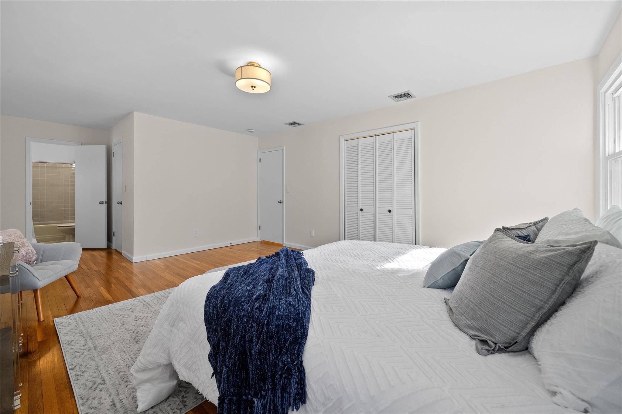 16 Garey Drive, Chappaqua, New York image 21