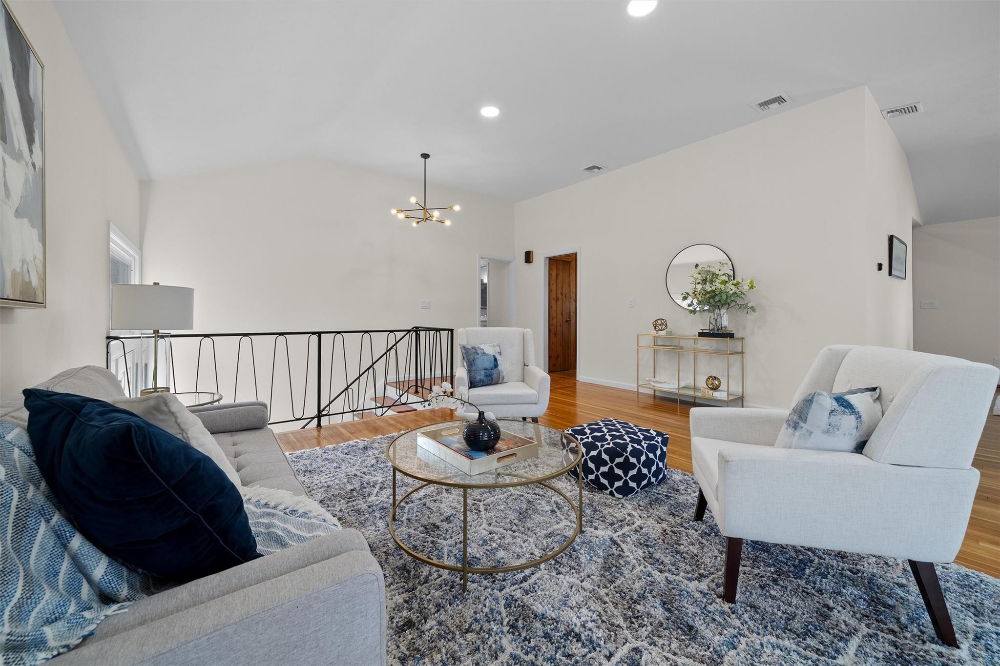 16 Garey Drive, Chappaqua, New York image 9