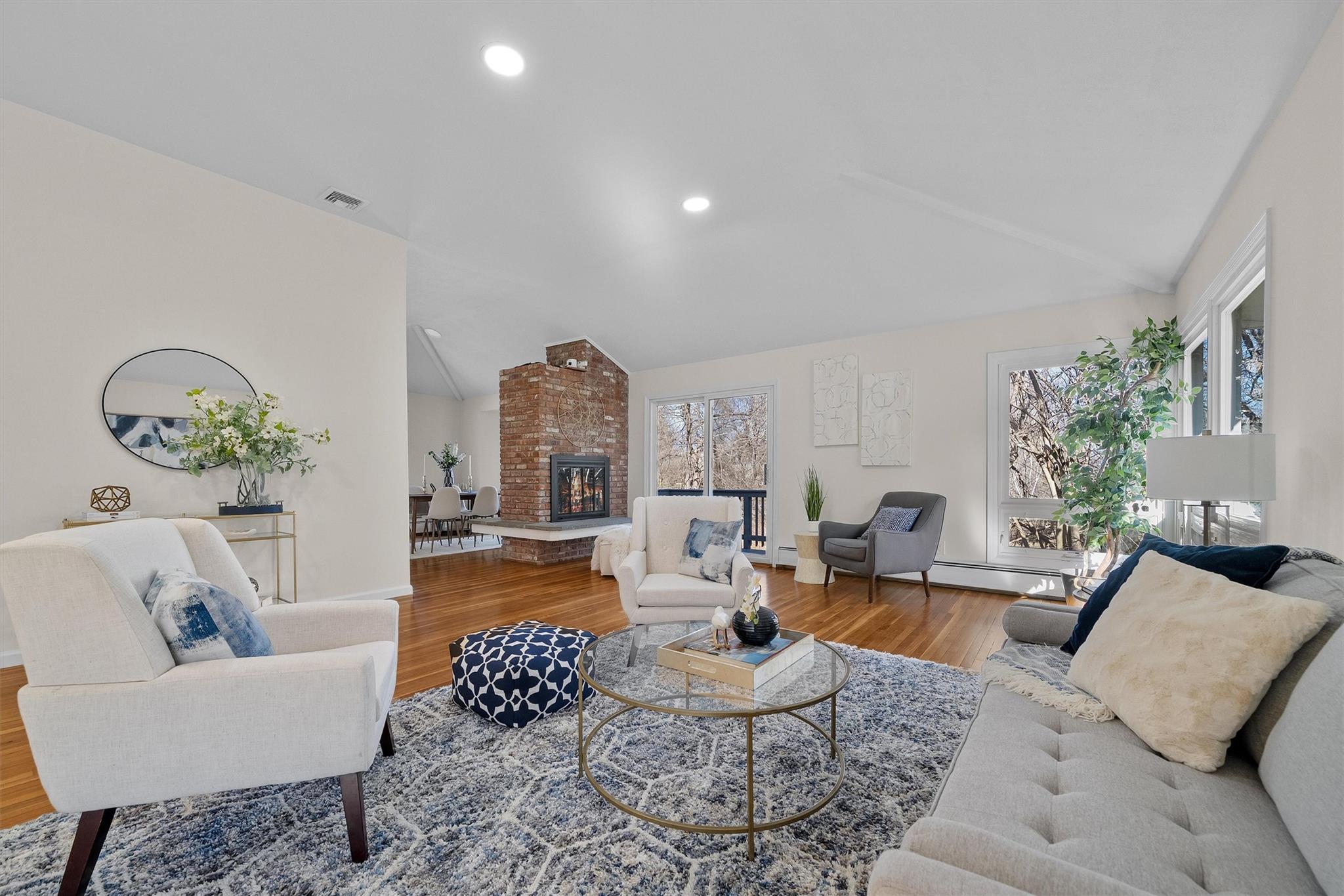 16 Garey Drive, Chappaqua, New York image 8