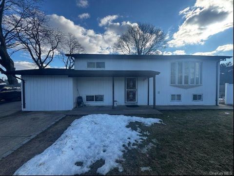 46 Anna Road Bay Shore NY 11706