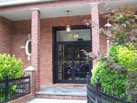 Homes For Sale - 37-27 86th Street #1M<br/> Jackson Heights, NY 11372