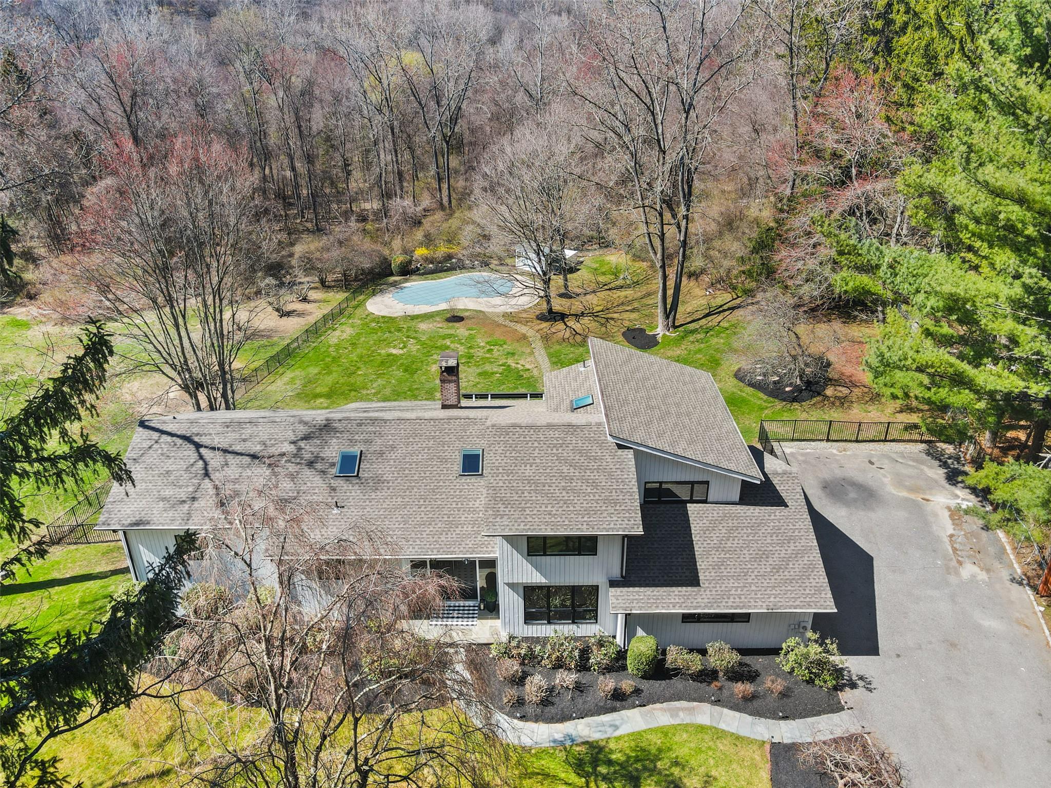 25 Round Hill Road, Armonk, New York image 39