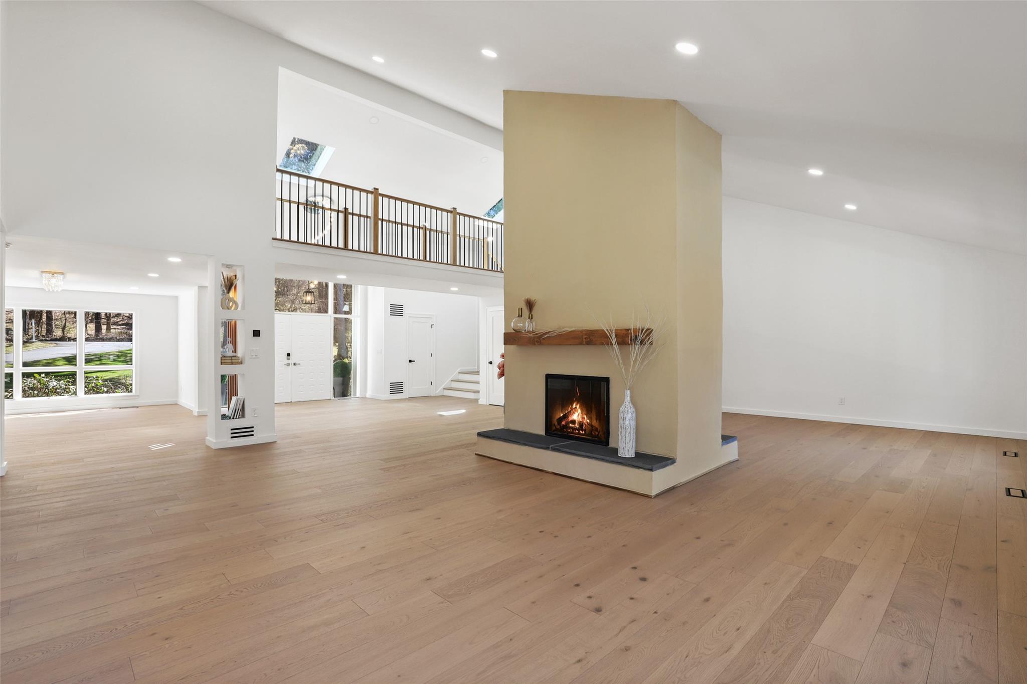 25 Round Hill Road, Armonk, New York image 10