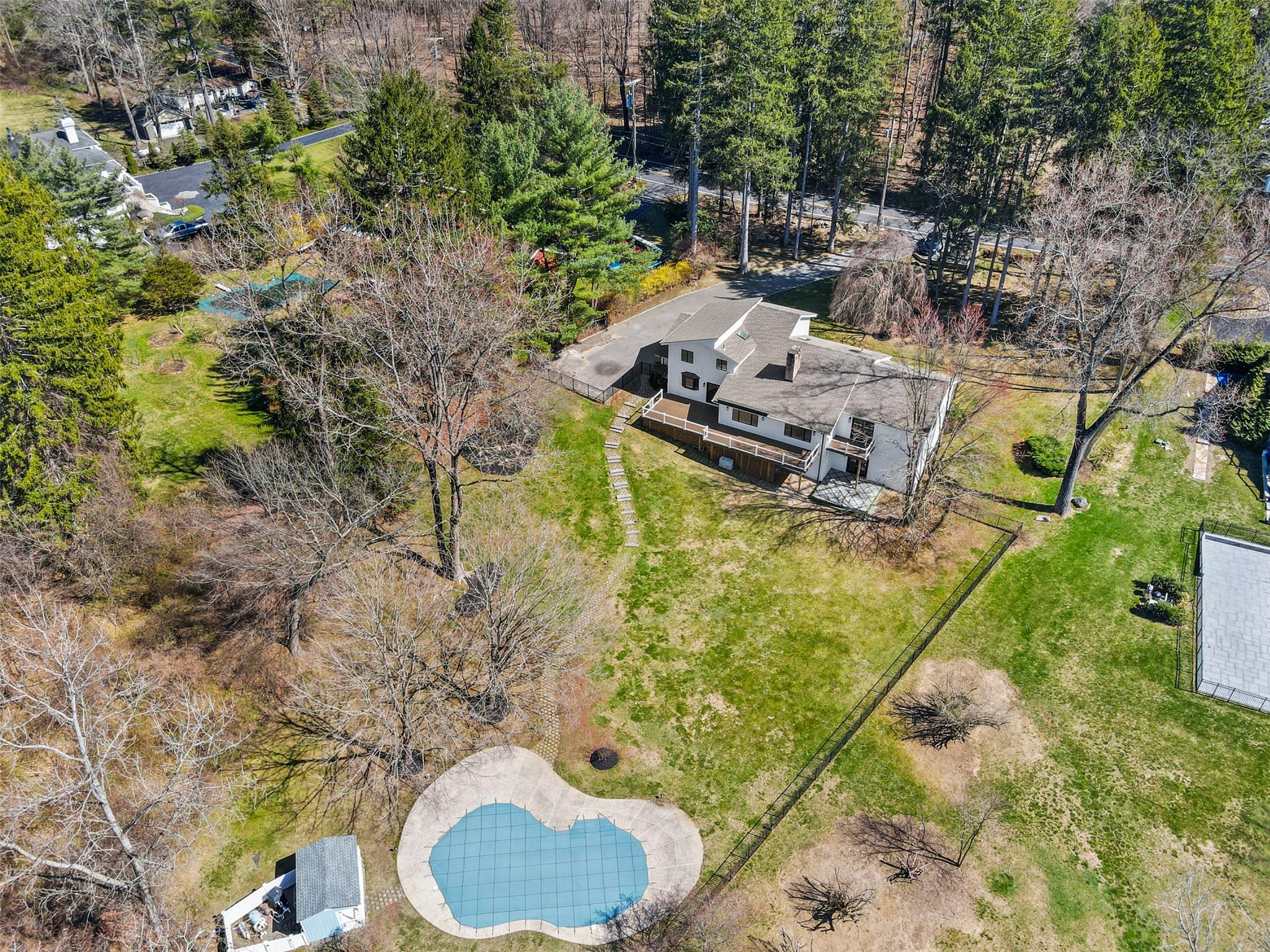 25 Round Hill Road, Armonk, New York image 40