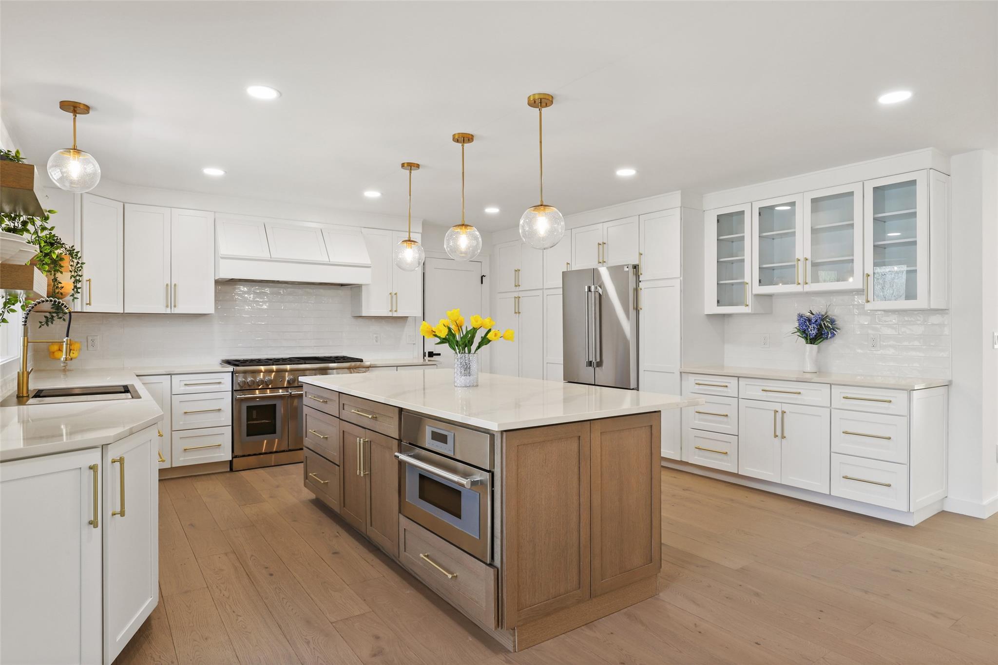 25 Round Hill Road, Armonk, New York image 2