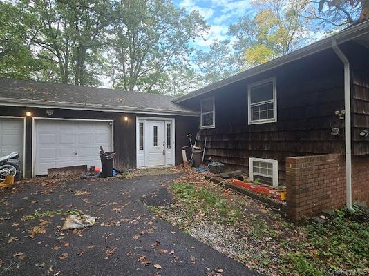 2 GABLES BLVD, SETAUKET, NY 11733 - Image a2f1443e91694048eb1c7e2b83f9dcdf/204767564