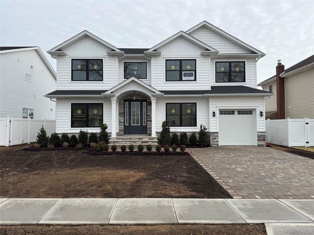 Photo of 348 Fairway Drive, Franklin Square, NY 11010 (MLS # 951861)