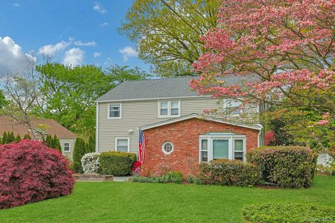 Homes For Sale - 201 Westchester Avenue<br/> Thornwood, NY 10594