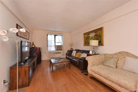 Homes For Sale - 141-16 25th Road #2A<br/> Flushing, NY 11354