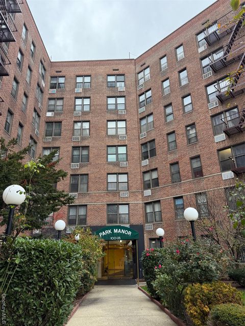 Photo of 100-25 Queens Boulevard #6EE, Forest Hills, NY 11375 (MLS # 936331)