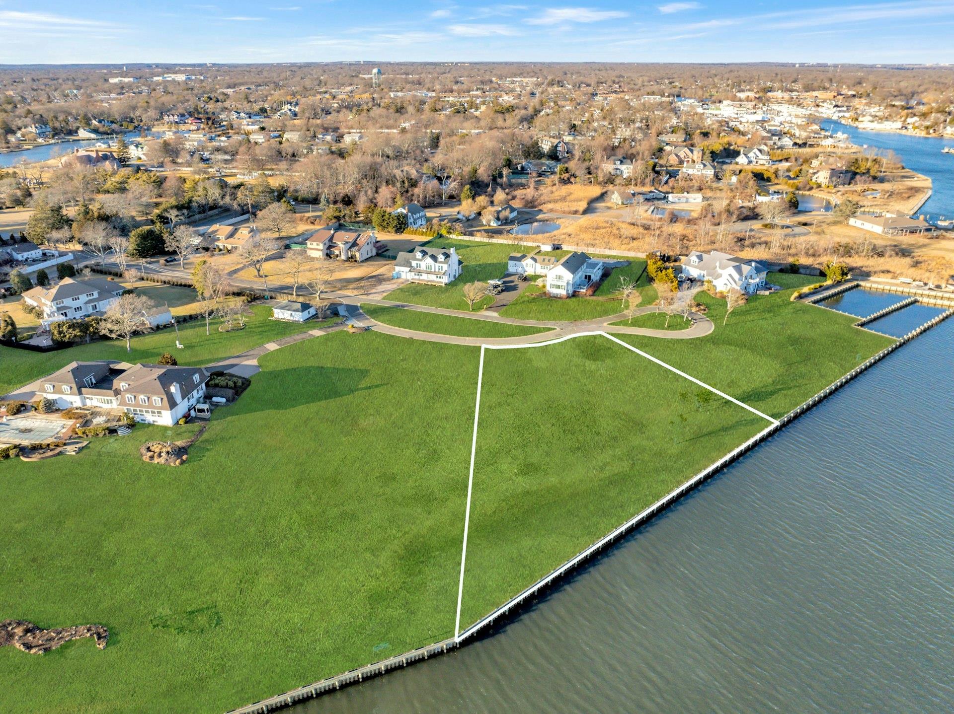 Lot 5 Overlea Court, Bay Shore, New York image 1