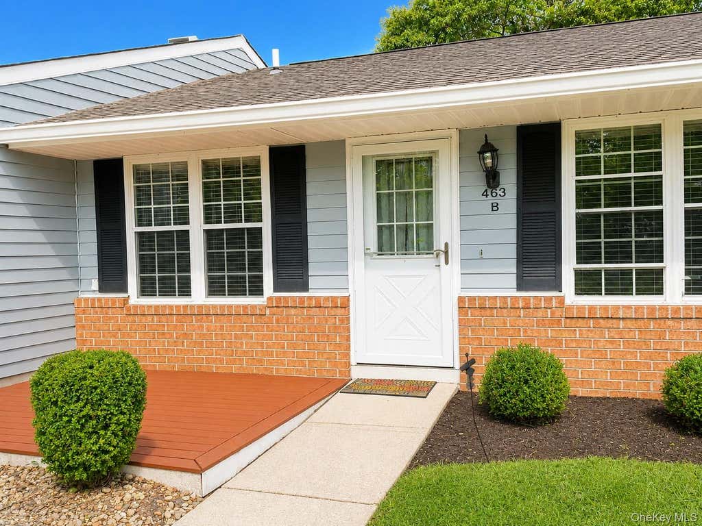 Photo of 463 B Oldham Court, Ridge, NY 11961 (MLS # 1042796)
