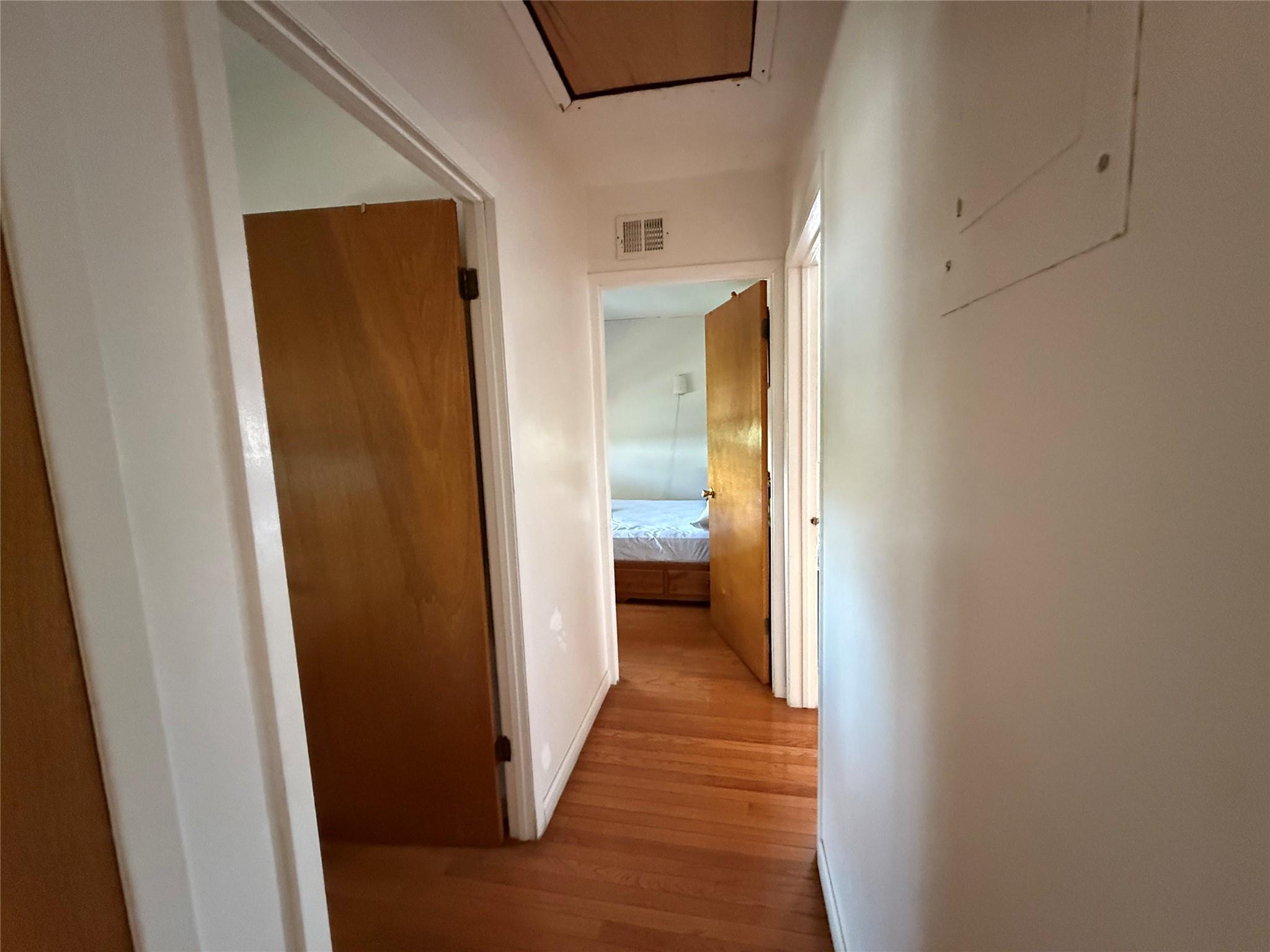 74-49 Calamus Circle #3RD FL, Elmhurst, New York image 16