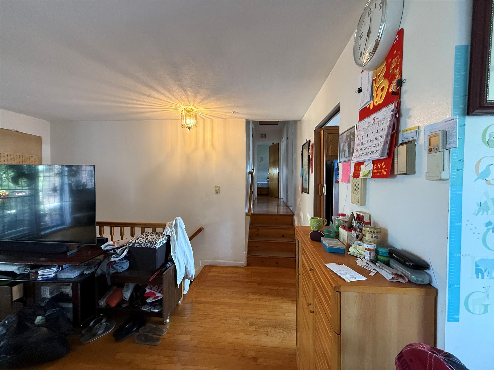 74-49 Calamus Circle #3RD FL, Elmhurst, New York image 10