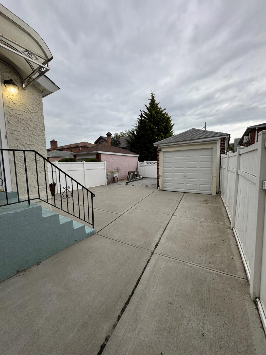 19-11 147th St