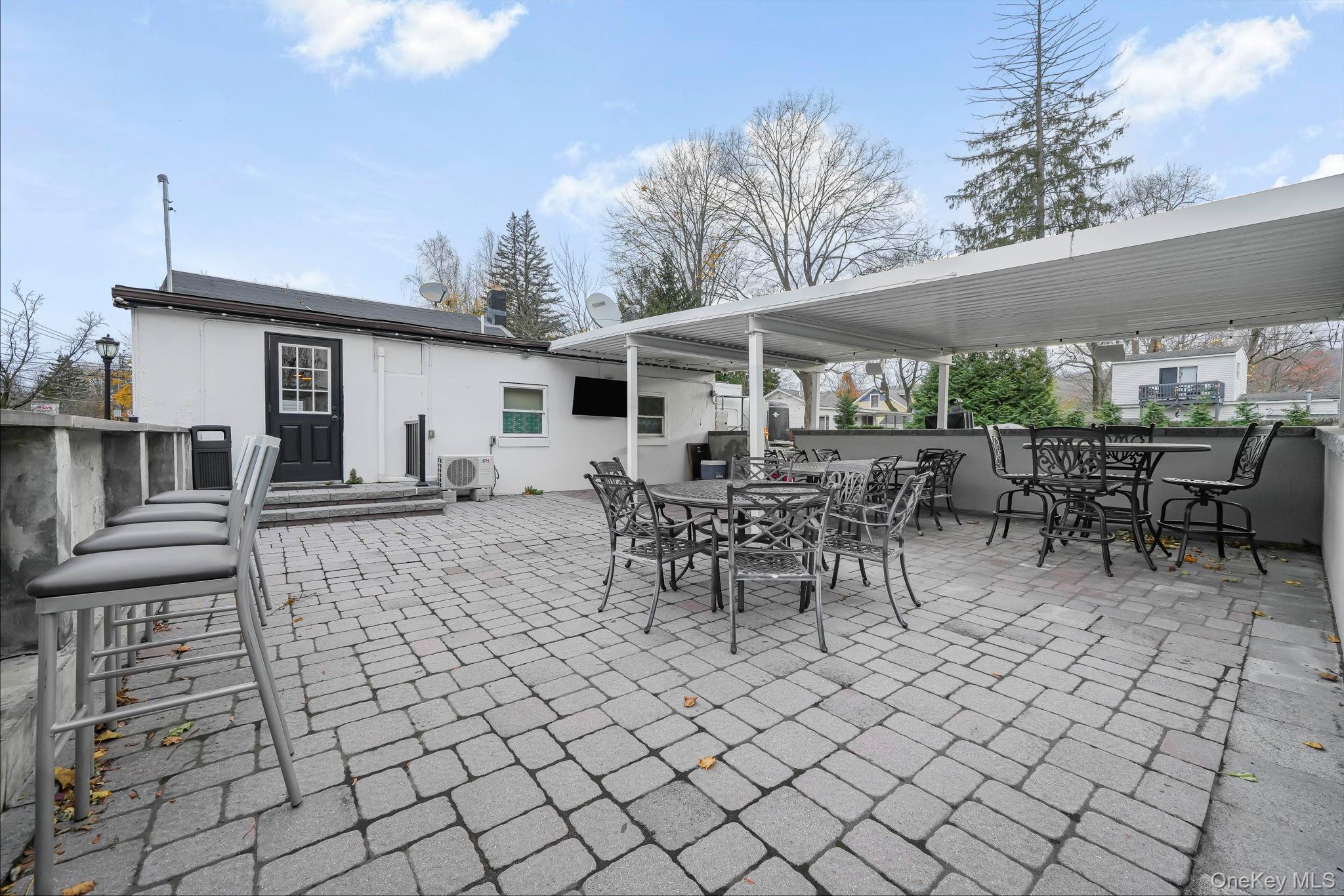 112 Windermere Avenue