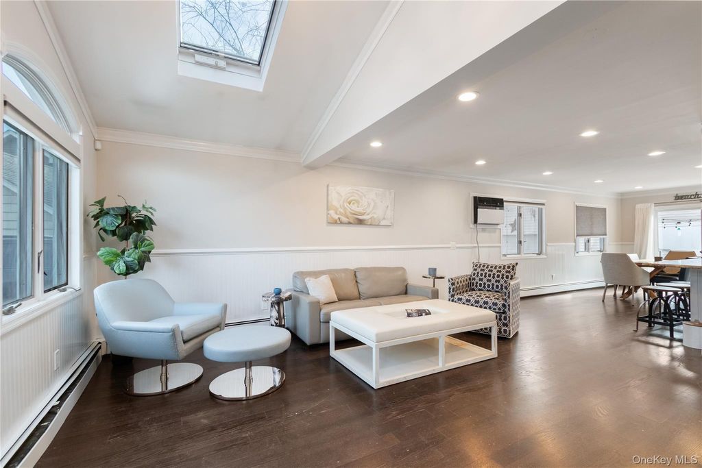 Photo of 6 Charles Place, Bayville, NY 11709 (MLS # 963469)