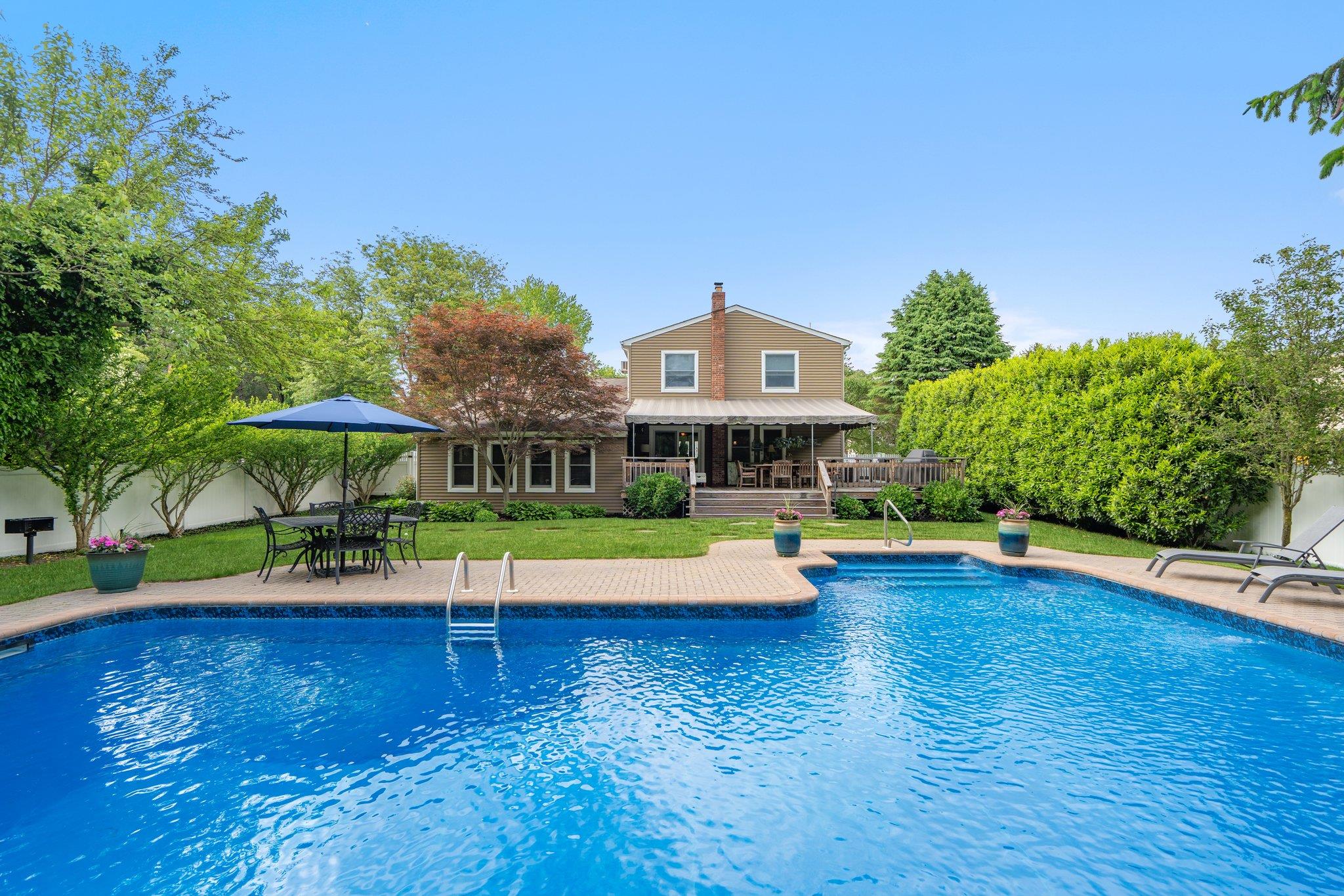 18 Placid Court, Holbrook, New York image 45