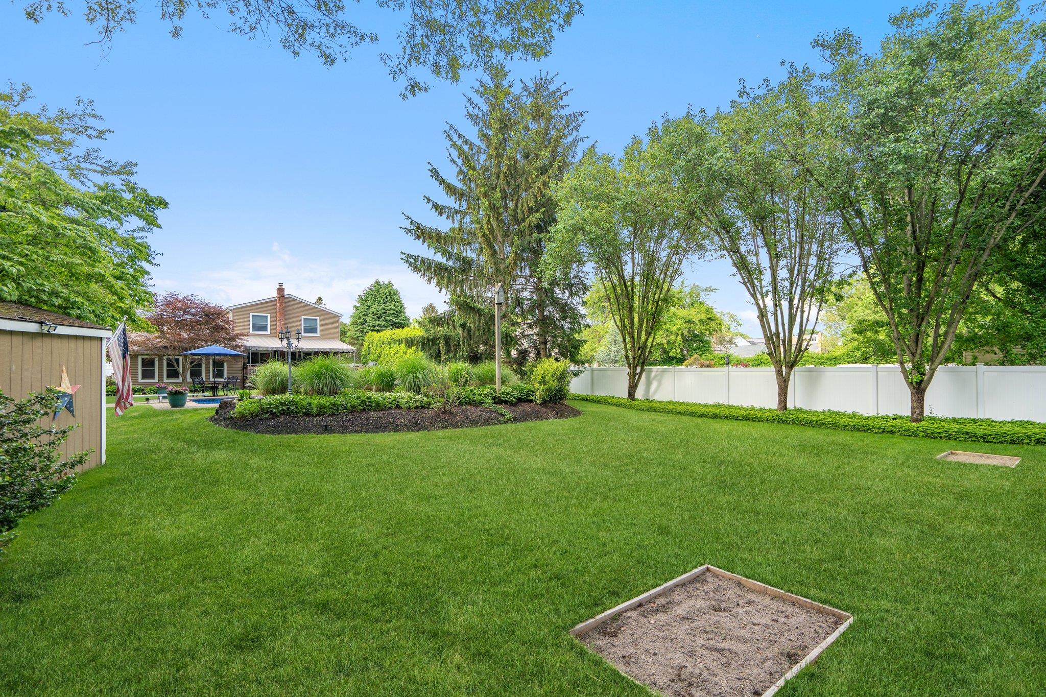 18 Placid Court, Holbrook, New York image 42