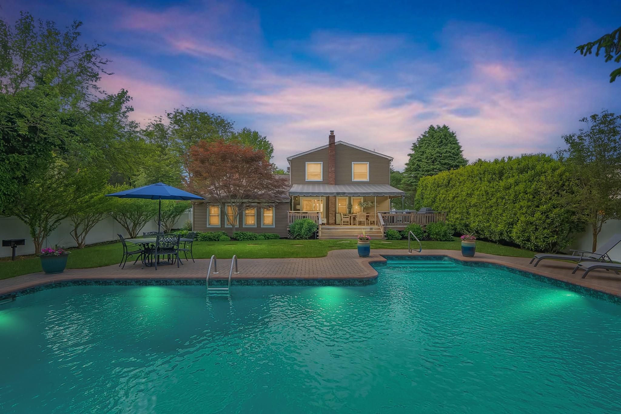 18 Placid Court, Holbrook, New York image 6