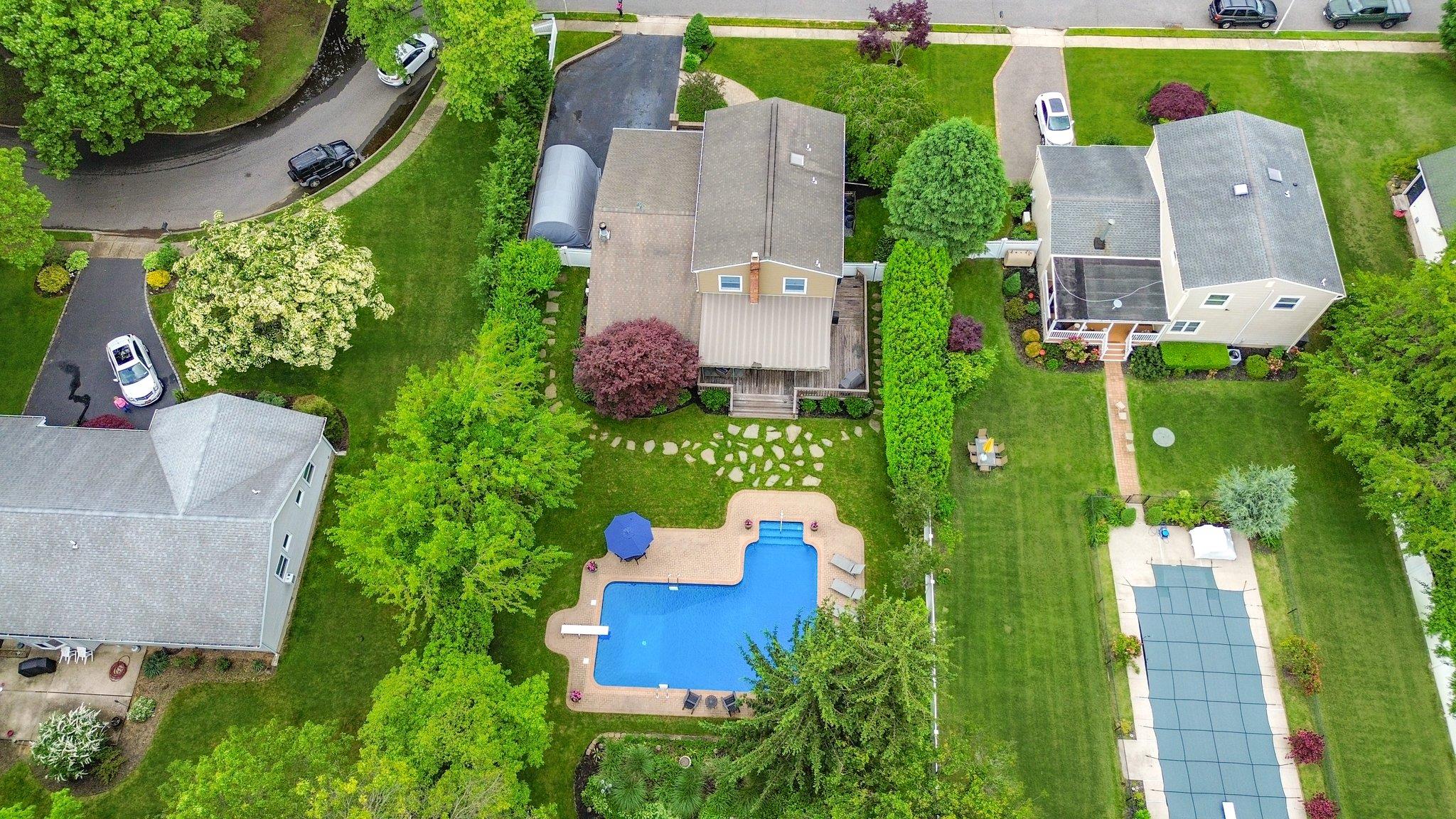 18 Placid Court, Holbrook, New York image 49