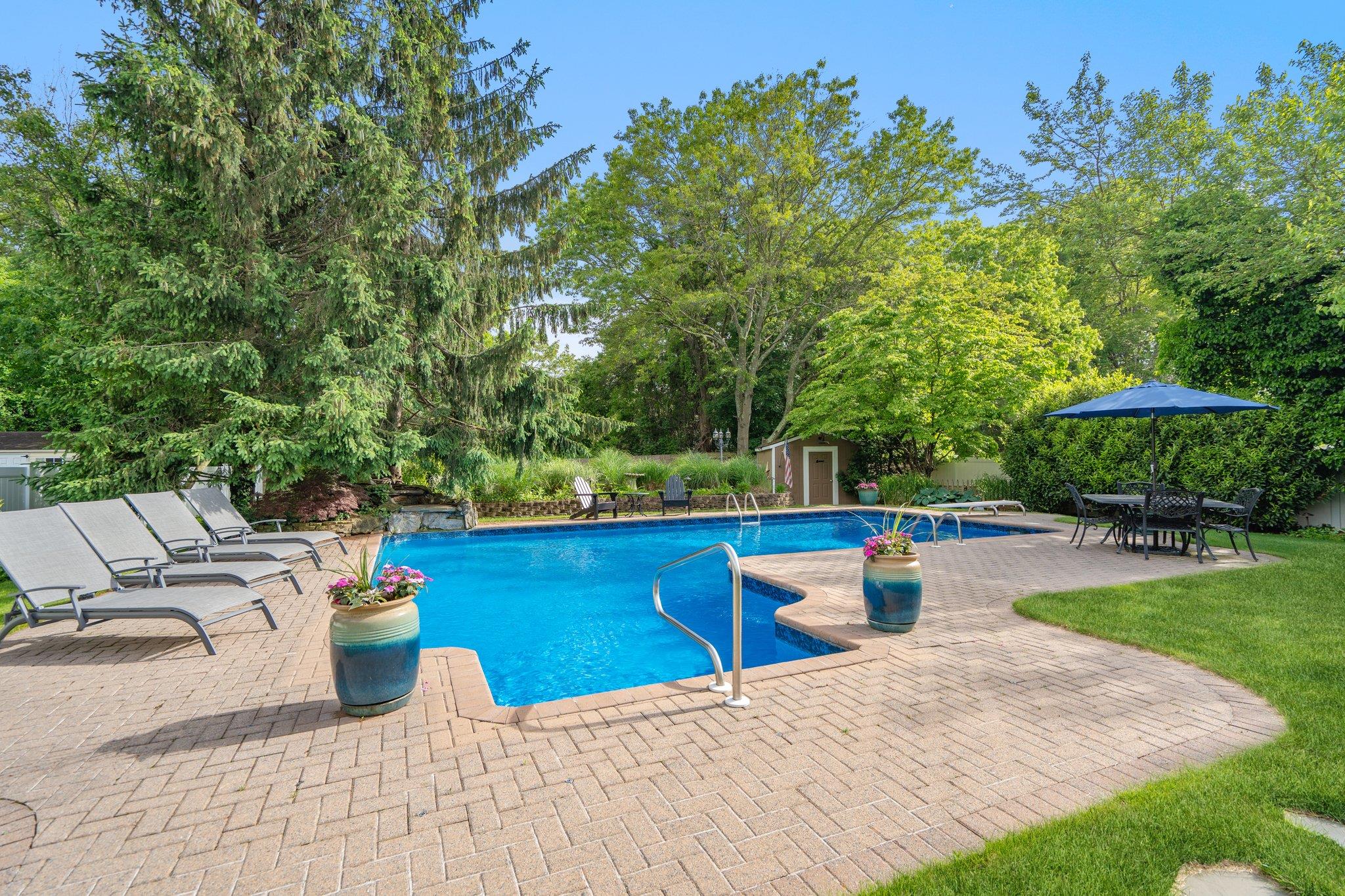 18 Placid Court, Holbrook, New York image 39