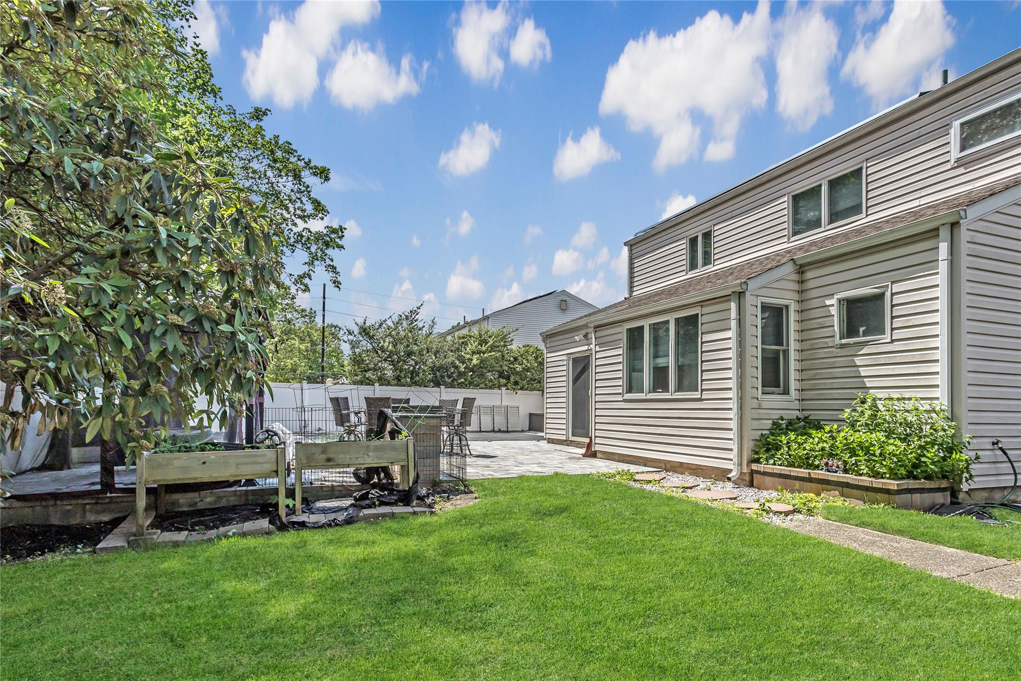 721 3rd Avenue, East Northport, New York image 25