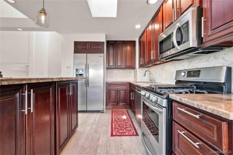 Condo For Sale - 120-09 Riviera Court #10B<br/> Queens County, College Point, NY 11356
