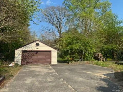 99 Rustic Road Centereach NY 11720