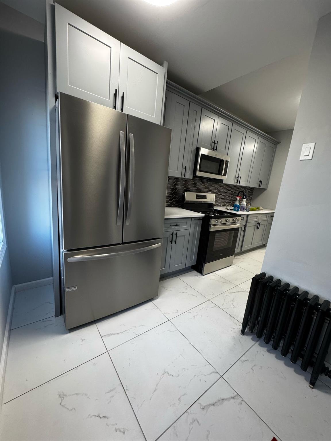 8989 Vanderveer Street, Jamaica, New York image 3