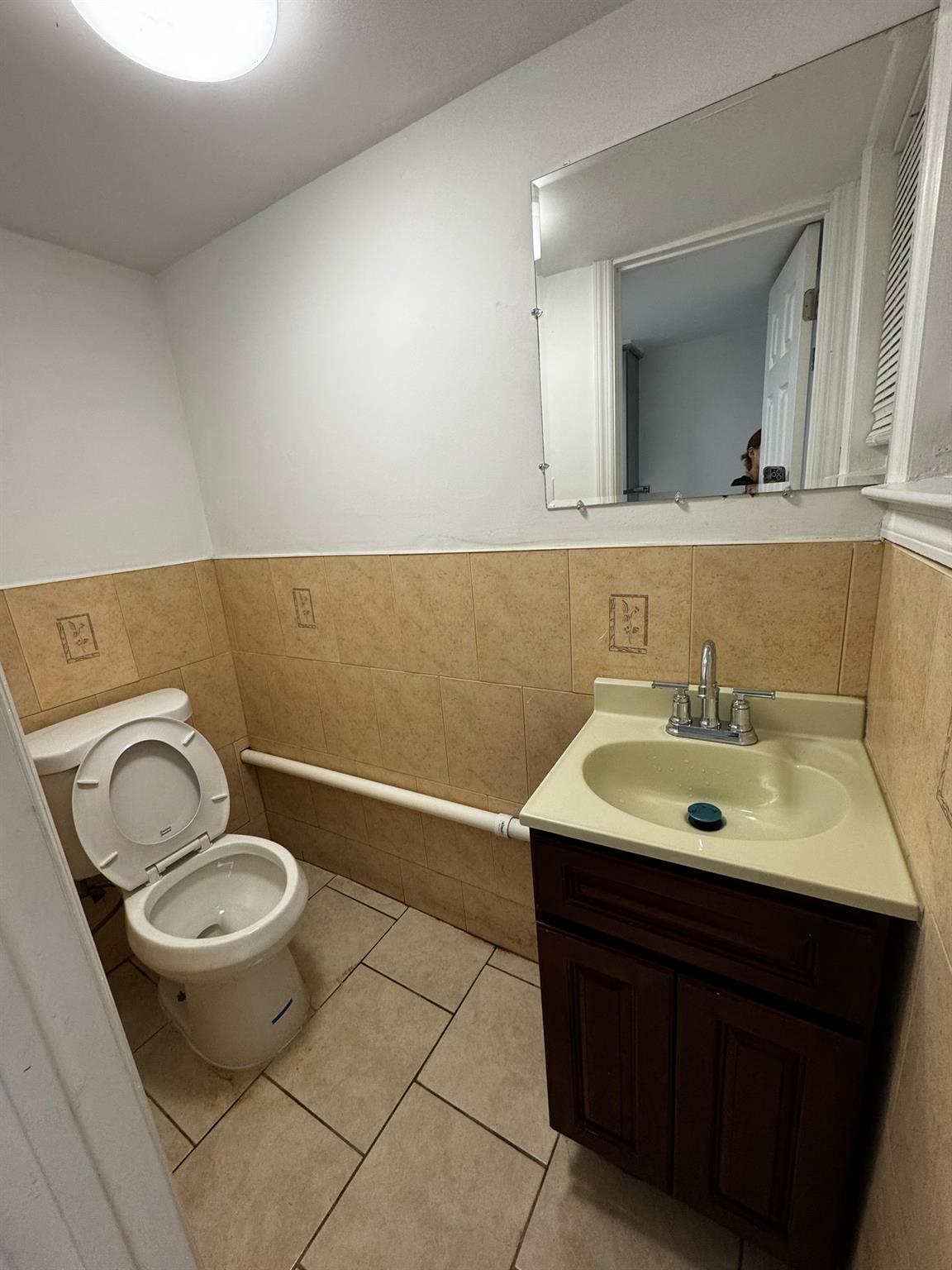 8989 Vanderveer Street, Jamaica, New York image 15