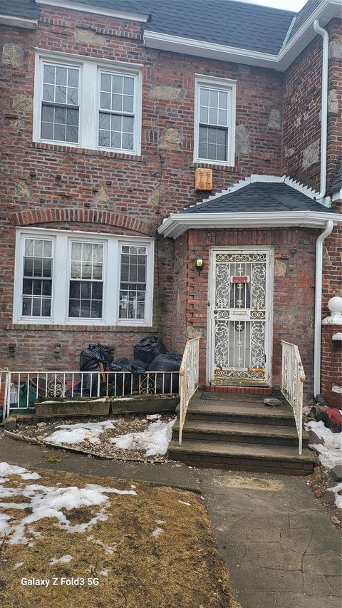 8989 Vanderveer Street, Jamaica, NY 11427 - MLS#: 827724