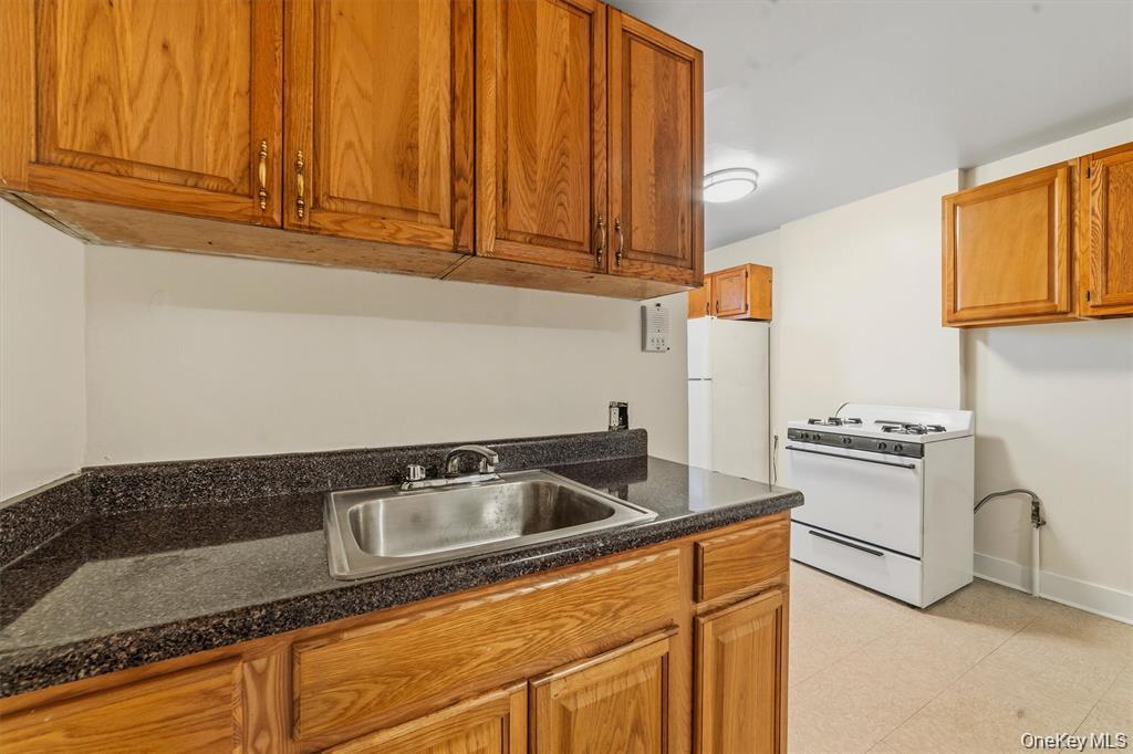 158 Willow Street 4B