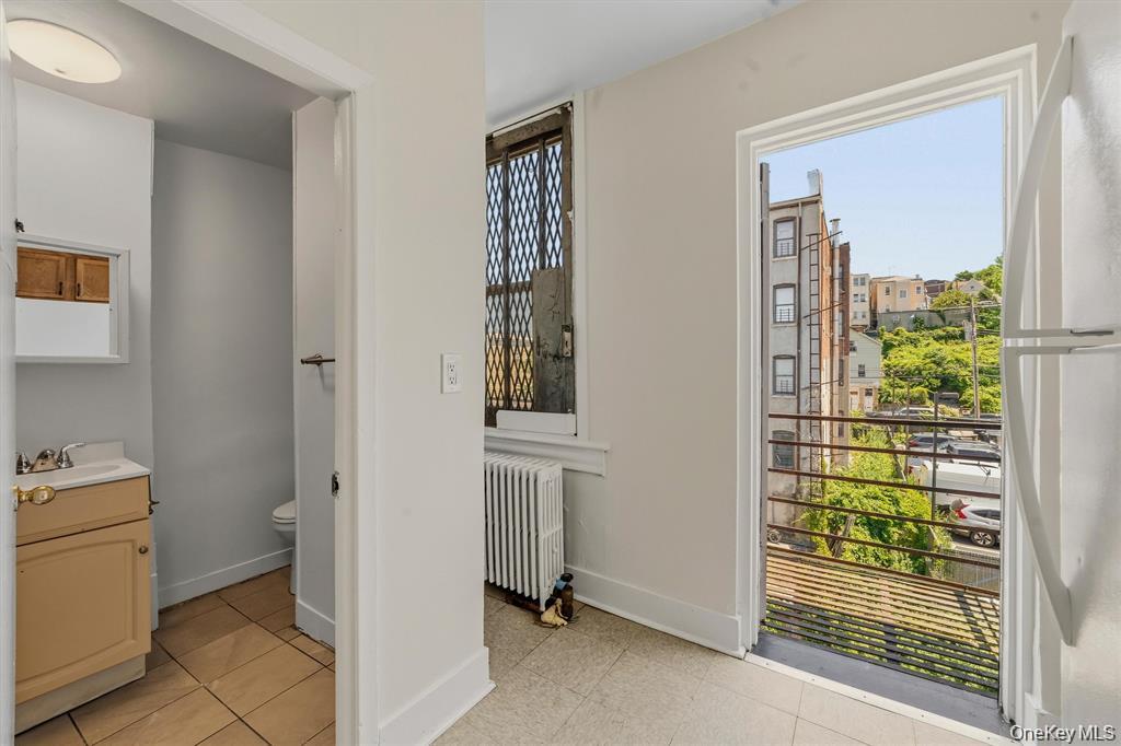 158 Willow Street 4B