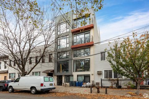 93 Herbert Street Brooklyn NY 11222