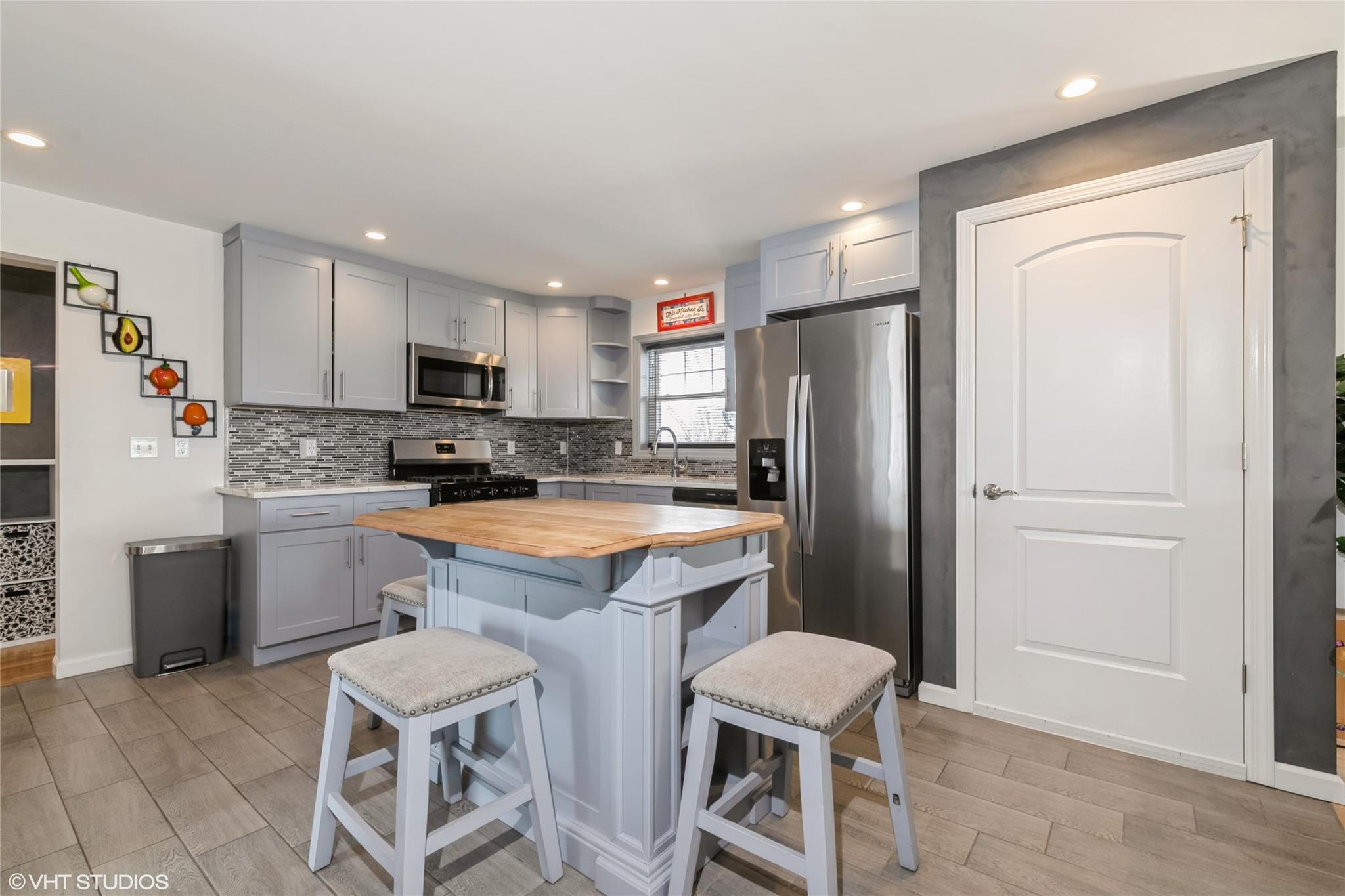 4100 Youngs Avenue, Southold, New York image 10