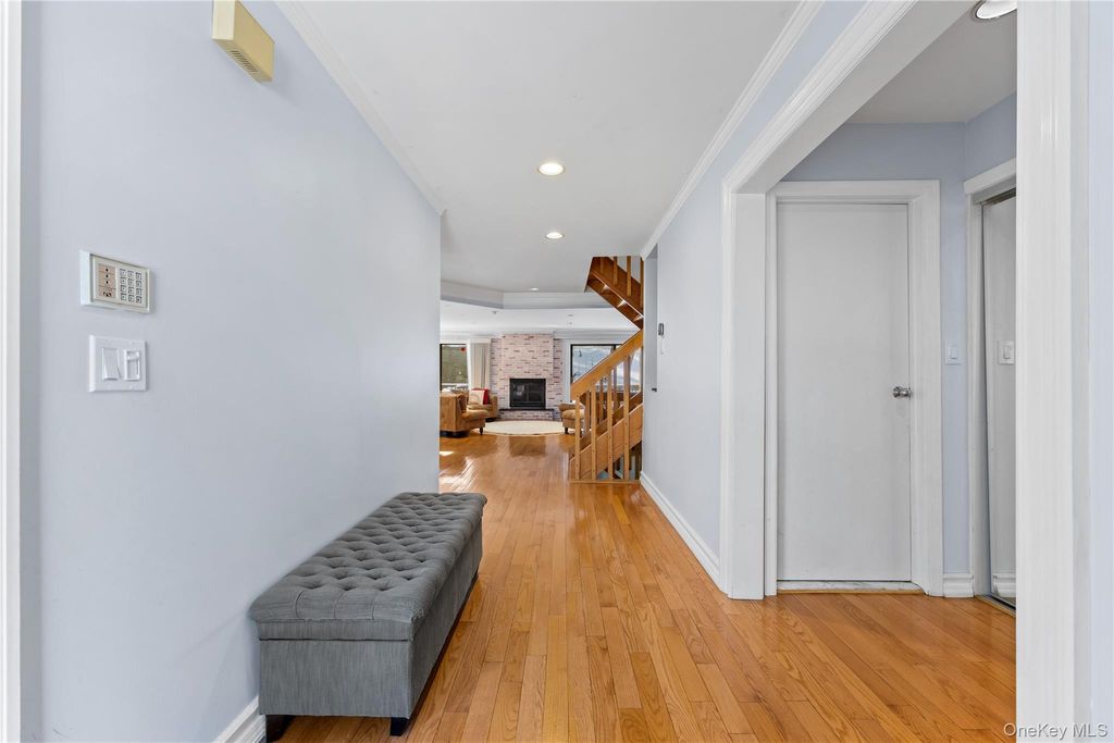 Photo of 4 John Bean Court, Port Washington, NY 11050 (MLS # 959138)