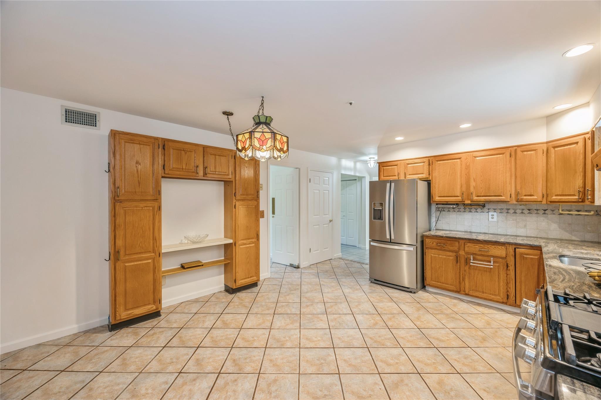 3 Benjamin Court #A, Ardsley, Florida image 6