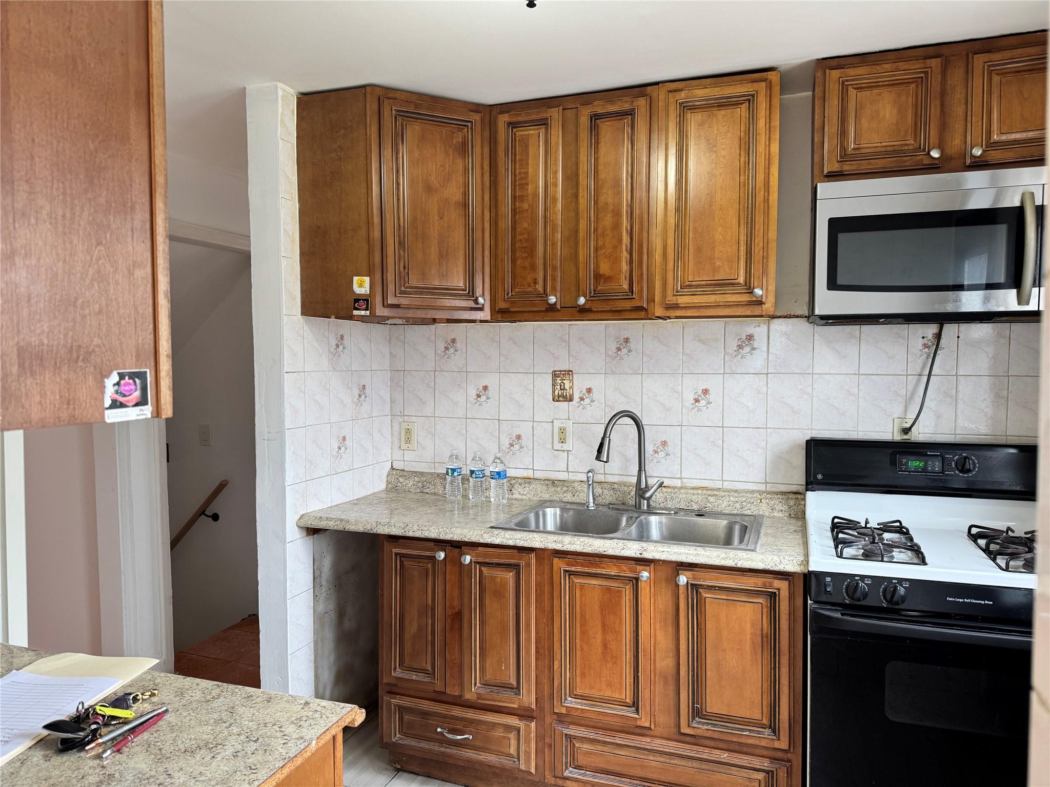214 Lawrence Street, Uniondale, New York image 2