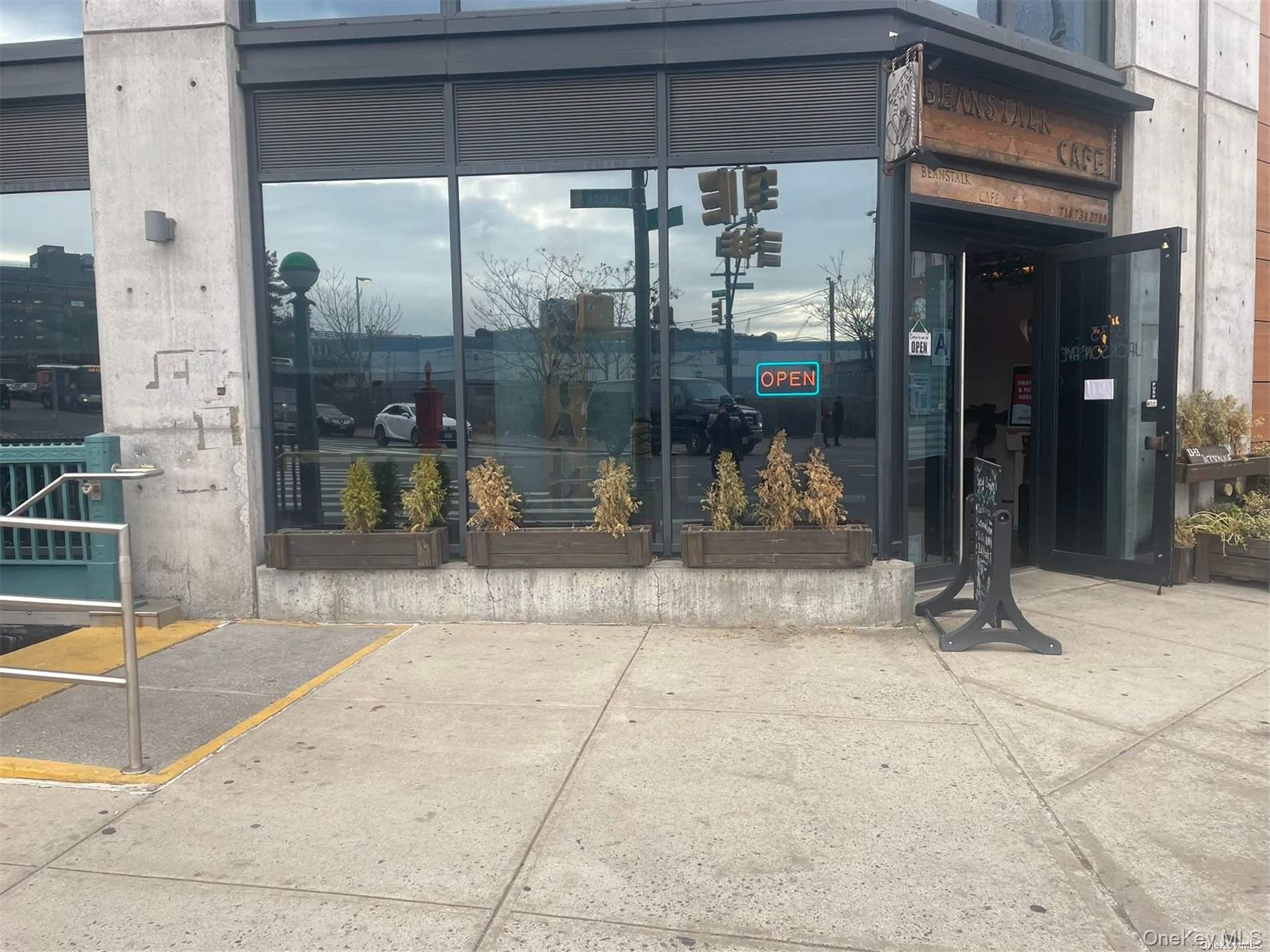 13-33 Jackson Avenue