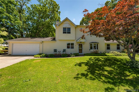 Homes For Sale - 22 Vine Street<br/> Suffolk County, Centereach, NY 11720