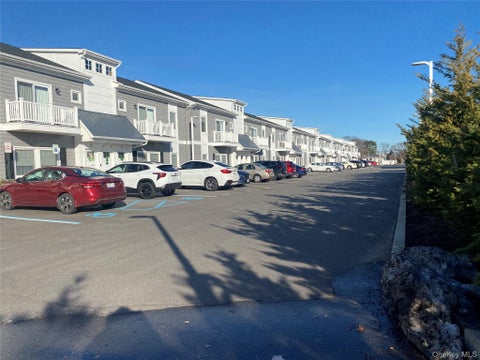 Apartment For Rent - 515 Jackson Avenue #29<br/> Lindenhurst, NY 11757