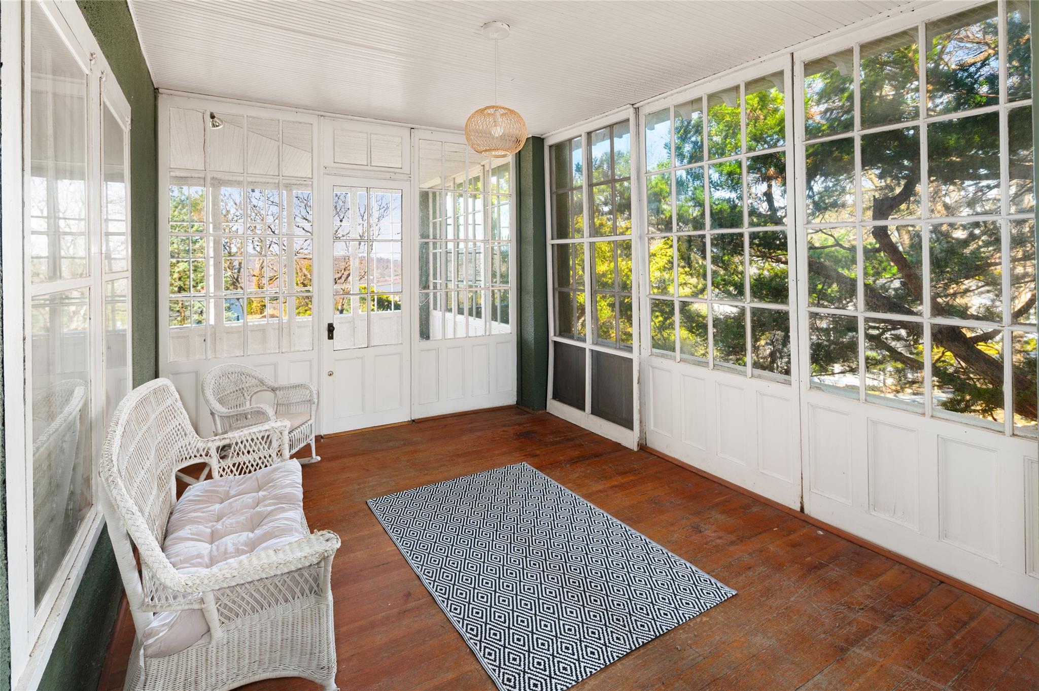 100 Buena Vista Drive, Dobbs Ferry, New York image 6