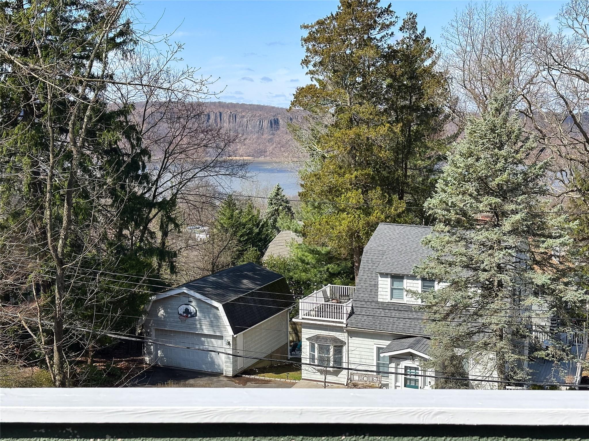 100 Buena Vista Drive, Dobbs Ferry, New York image 25