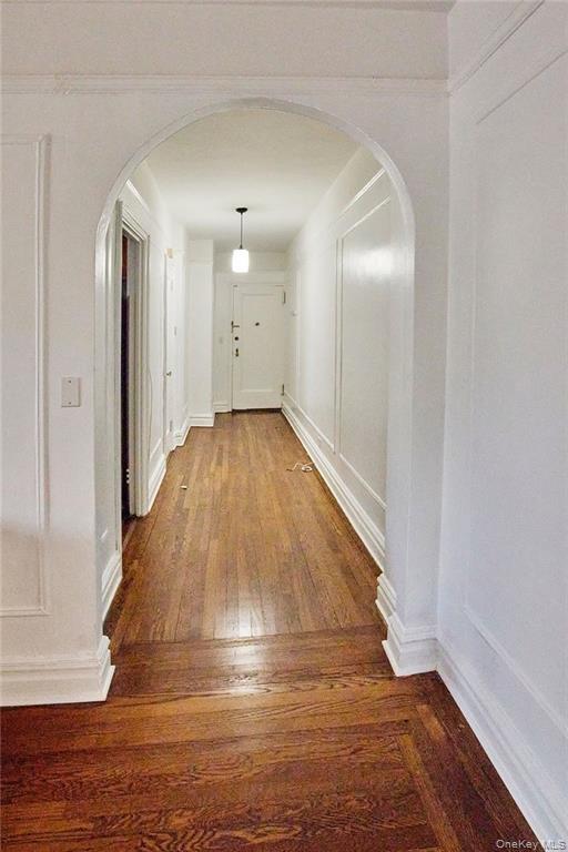 1470 Midland Avenue 1-O