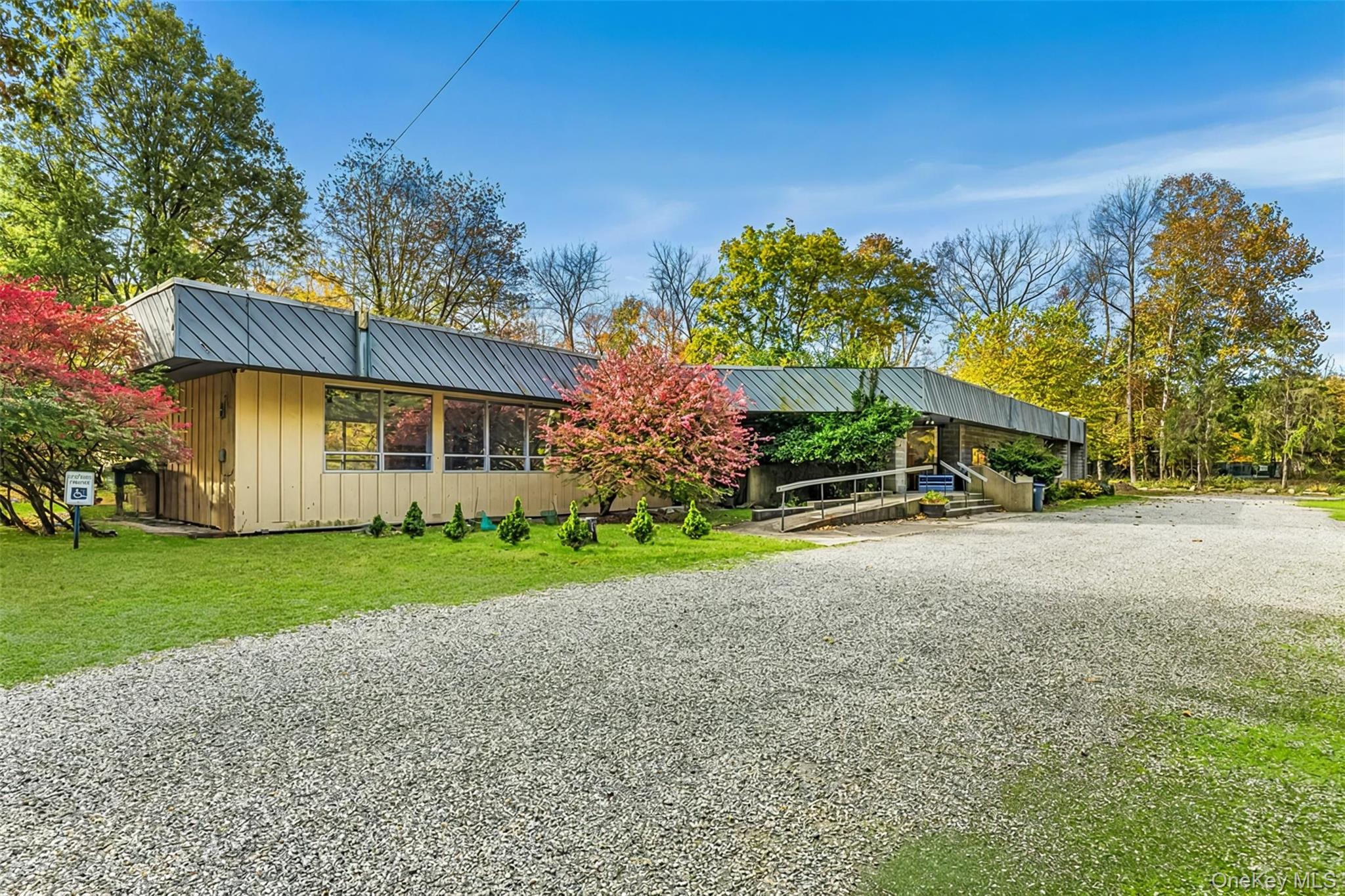 25 Old Jackson Avenue