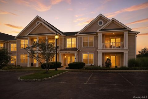 Photo of 1913 Saratoga Lane, Fishkill, NY 12524 (MLS # 897082)