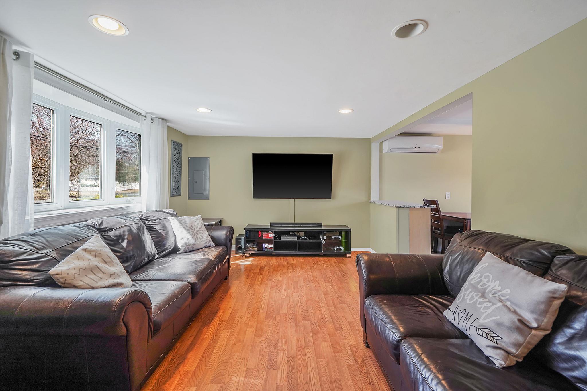 3 Lodge Lane, East Setauket, New York image 3